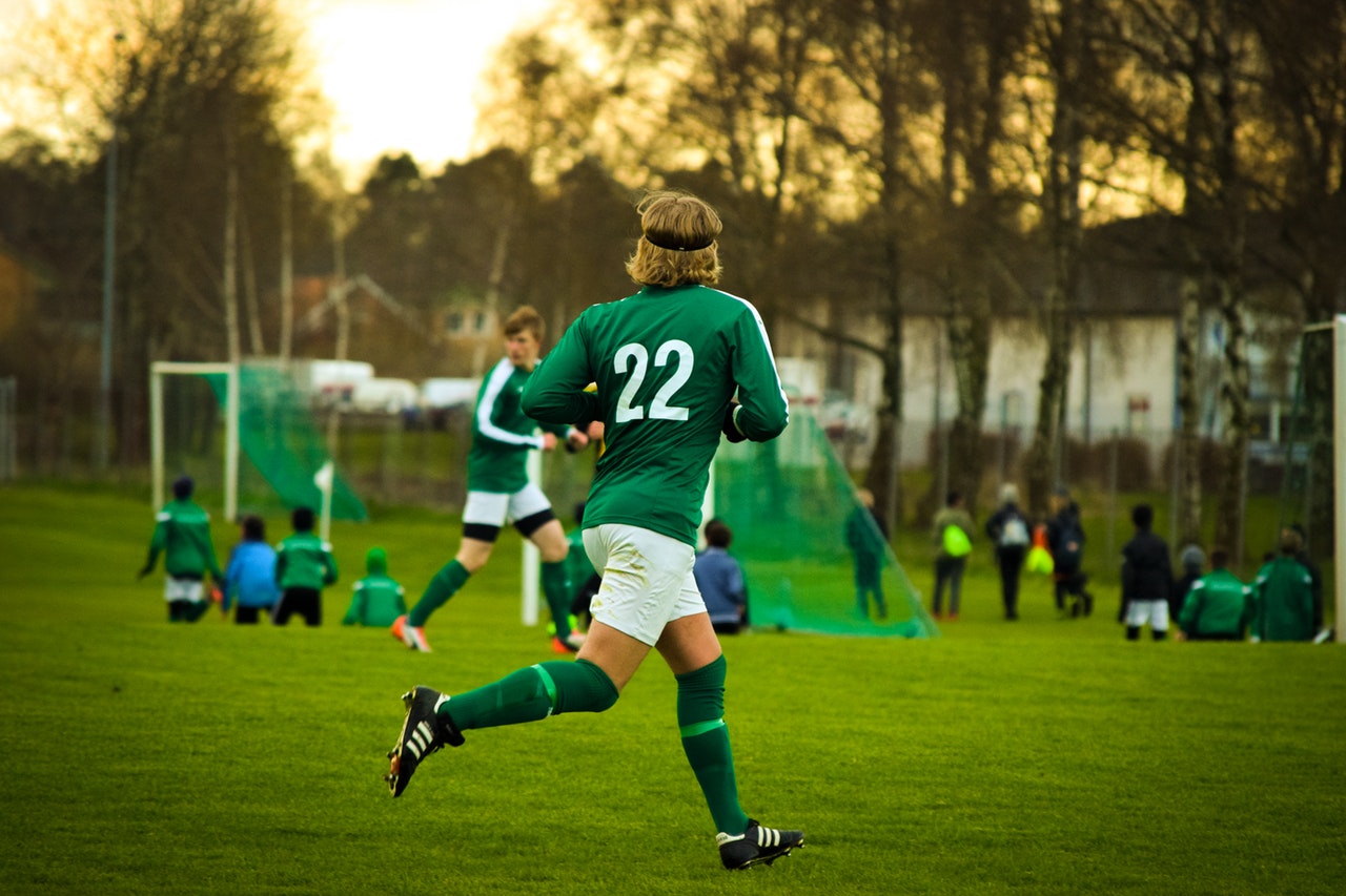 Running on the ground makes more exercise